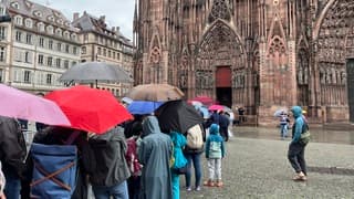 In de rij voor bezoek cathedral 