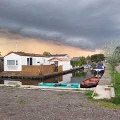Rolwolk boven Belt-Schutsloot 