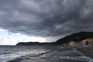 Alassio Italië in het donker