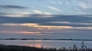 Zonsondergang in Hemelum, aan de Morra