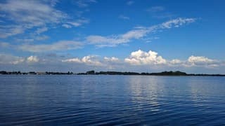 bewolking boven Belterwijde in Wanneperveen, tijdstip foto 16.19 uur