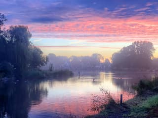Goedemorgen vanuit broek in Waterland 