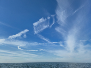Rusdische drones of markant wolkenpatroon?