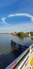 Rare wolken boven zaanse schans