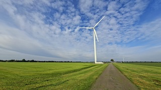 Veel bewolking vandaag, de windmolens kunnen vanaf morgen weer goed aan het werk