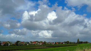 WOELIGE WOLKEN