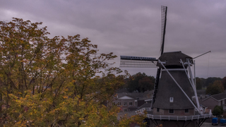 De dag begint met bewolking.