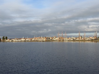 Volendam in de ochtend zon