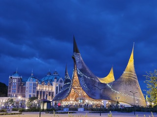 Efteling at night