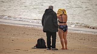 Afdrogen op het strand