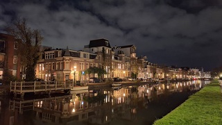 Stilte in Amsterdam in de avond