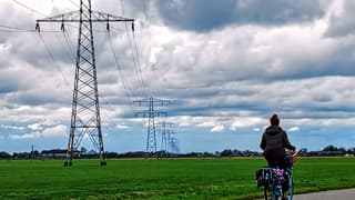 Bewolking begin middag 