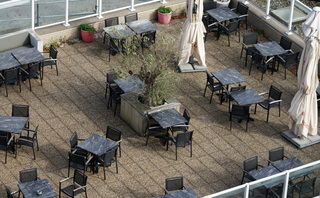 Te koud voor heyt terras