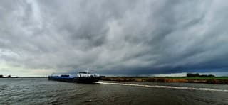 Donkere dreigende luchten 