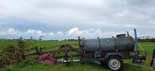 Regen en regenwolken boven de Groninger landerijen 