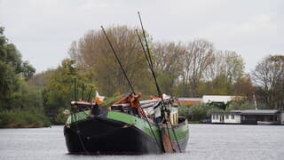 STRONTRACE _ Bomen om vooruit te komen
