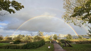 Regenboog boven Barendrecht