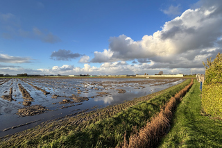 Dan weer wolken dan weer zon