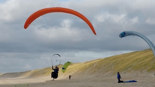 Stapelwolken en Paragliding 