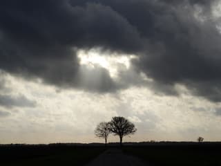 Donkere wolken