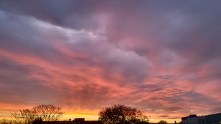Prachtig gekleurde wolkenlucht 