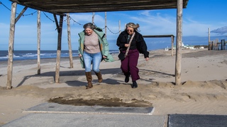 ZON WIND EN BLAUWE LUCHT