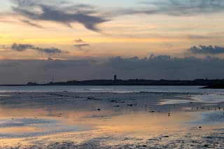 Vlak na zonsondergang