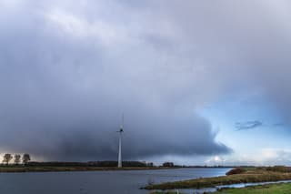 Hagelbui met aambeeld