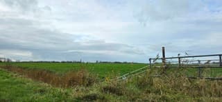 Bewolking boven de Groninger landerijen vanmiddag 