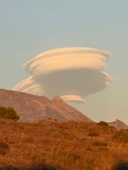 Wolk boven Nerja (Zuid-Spanje)