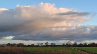 Wolkenlucht eind middag 