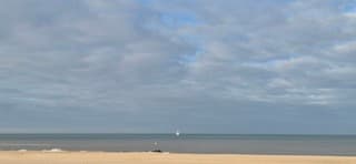 Prachtige wolkenlucht boven zee Kijkduin 