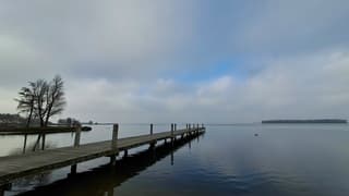 Enkele gaten in het wolkendek 