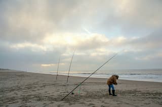 Bewolking breekt aan zee