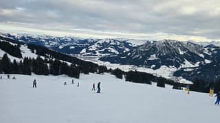 Brixen im thale met uitzicht op Brixental en Kirchberg in Tirol