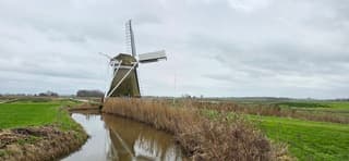 Bewolking boven de provincie Groningen vanmiddag 