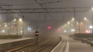 Opkomende mist in Eindhoven om 19.00 uur