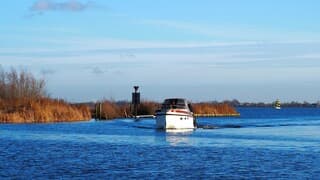 VAREND i.d. ZON < WOLKENBAND