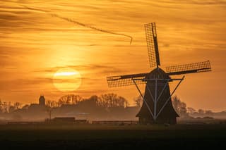 zonsondergang Hantum