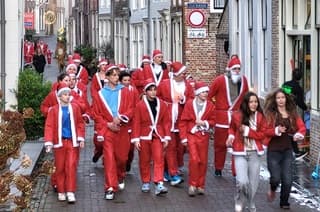 Kerstmannen-run in Middelburg 