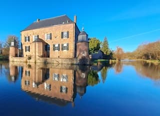 Zonnige kasteelochtend