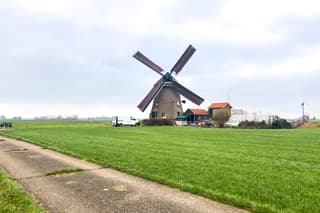 Bewolkt weerbeeld vanmiddag. 