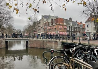 Kerst drukte in volle gang in Amsterdam en goed koud ook.