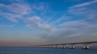 Jarige Zeelandbrug in de zon