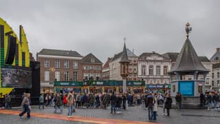 Grijs maar droog vanmorgen bij Serious Request in Den Bosch 
