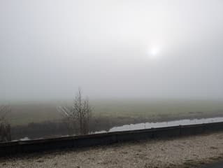 Zonnetje door de mist