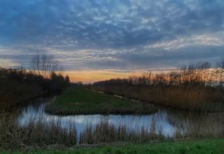 Nog een strookje zonsondergang, Mijdrecht om 16:35 