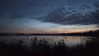 Zonsondergang boven De Nieuwe Meer