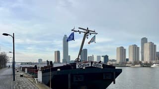 Een frisse winderige ochtend aan het de Nieuwe Maas 