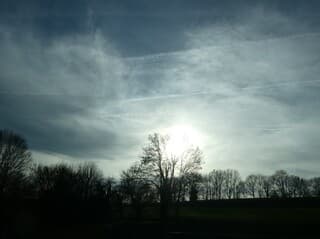 zon/ wolken